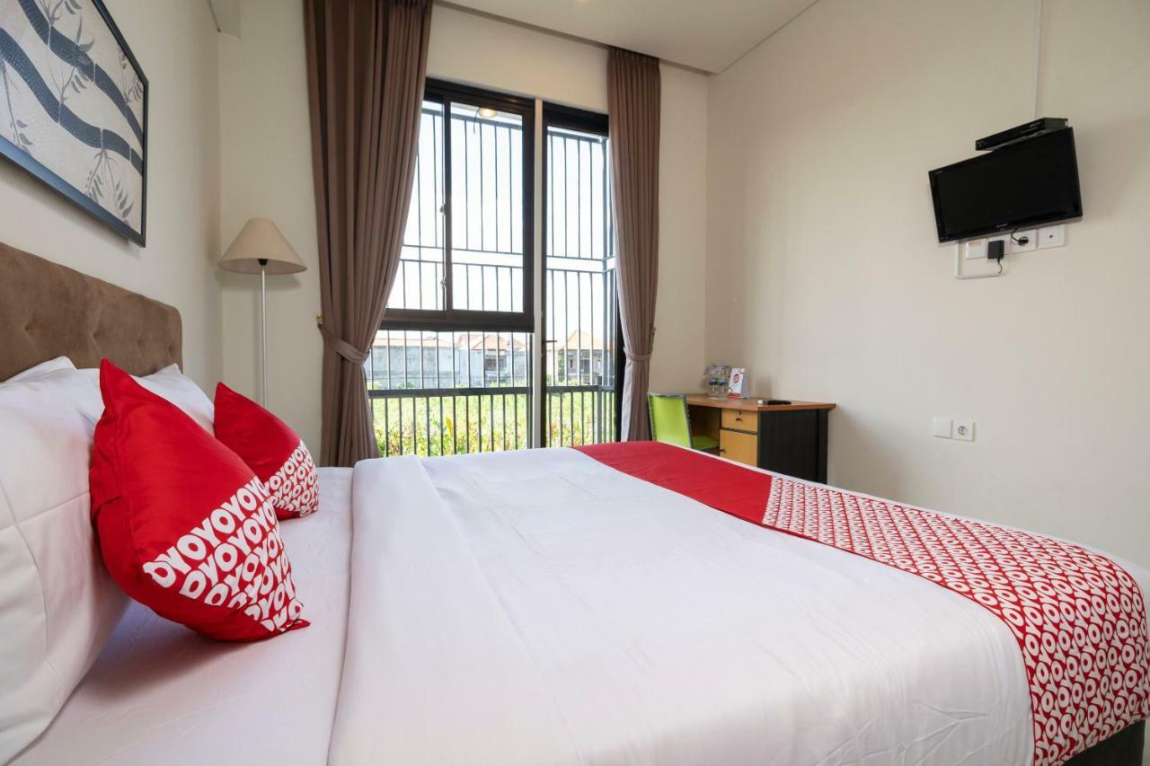 Oyo 697 Olivia Inn Denpasar 레기안 외부 사진