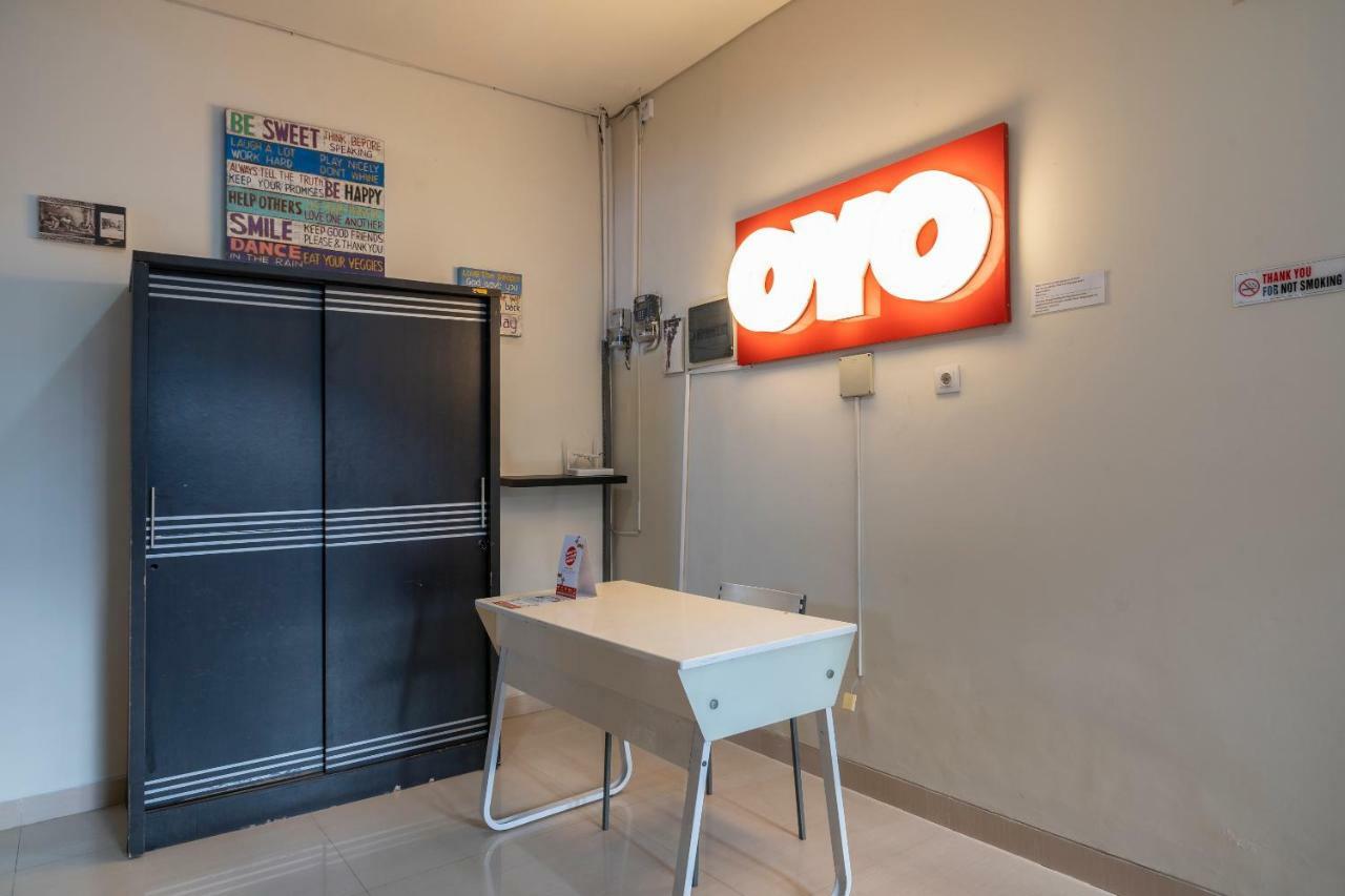 Oyo 697 Olivia Inn Denpasar 레기안 외부 사진