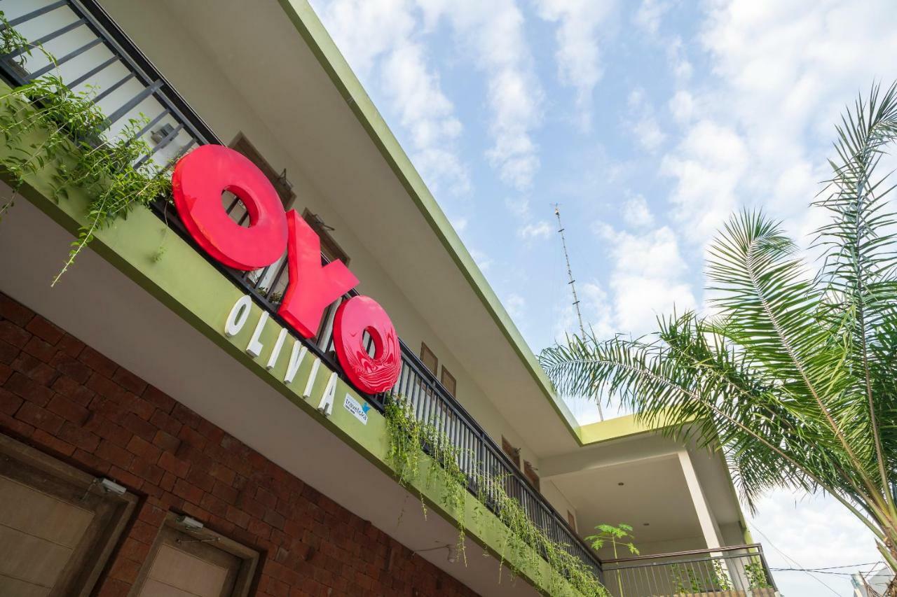 Oyo 697 Olivia Inn Denpasar 레기안 외부 사진