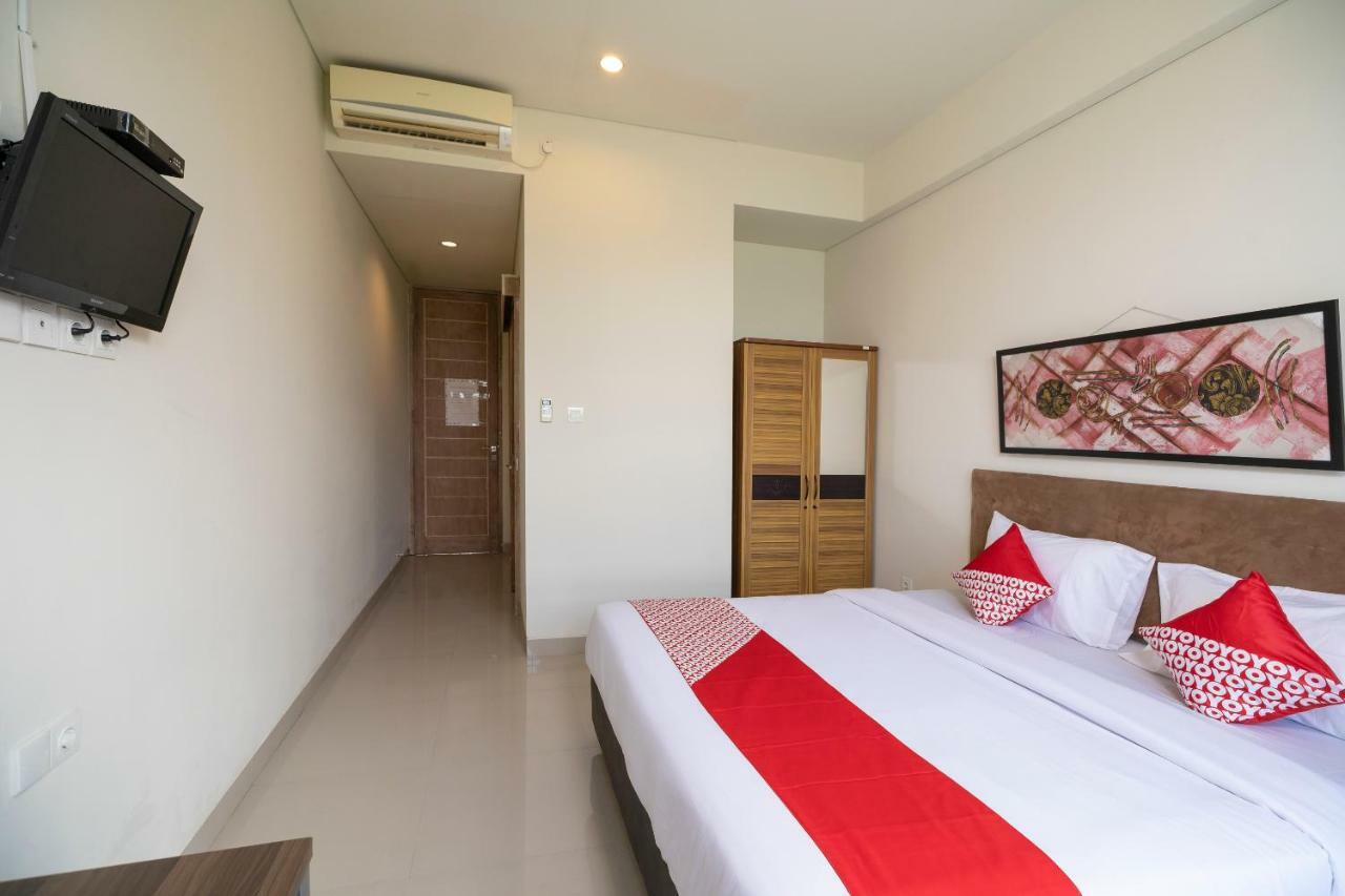 Oyo 697 Olivia Inn Denpasar 레기안 외부 사진