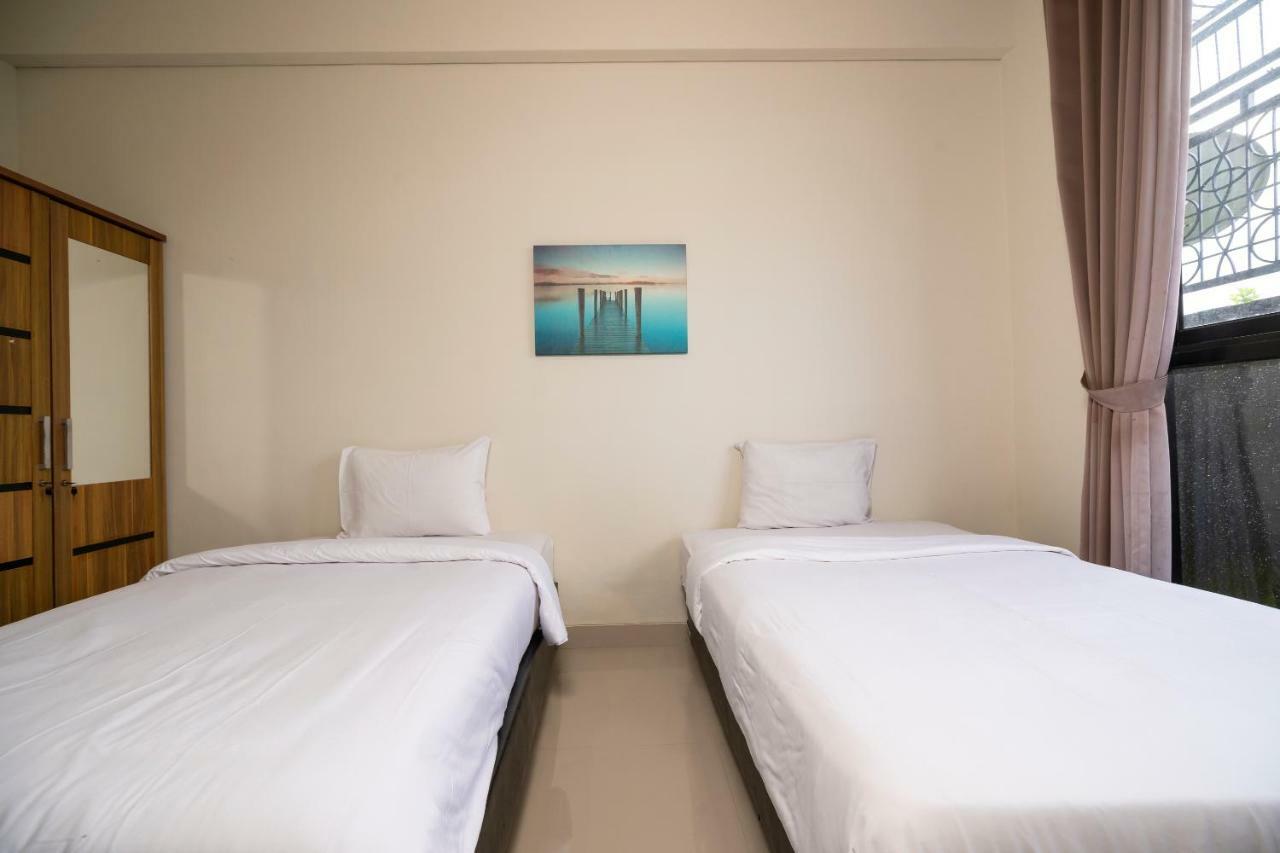 Oyo 697 Olivia Inn Denpasar 레기안 외부 사진