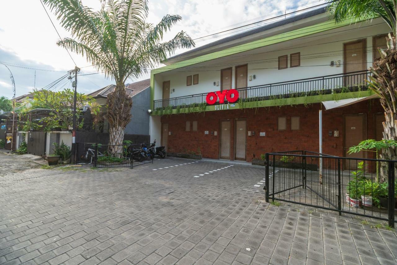 Oyo 697 Olivia Inn Denpasar 레기안 외부 사진